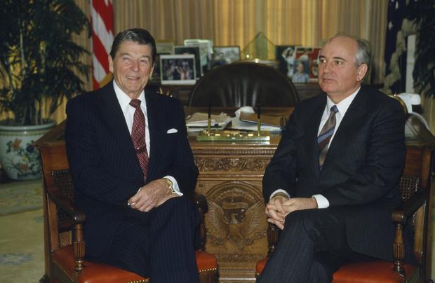 Ronald Reagan and Mikhail Gorbachev 