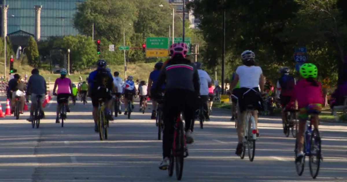 Metra offering extra service on 2 lines for Bike The Drive on Sunday