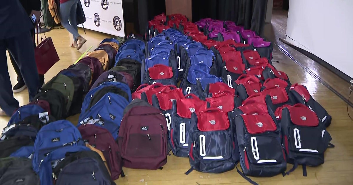 Over 800 backpacks, classroom supplies donated in Yonkers - CBS New York