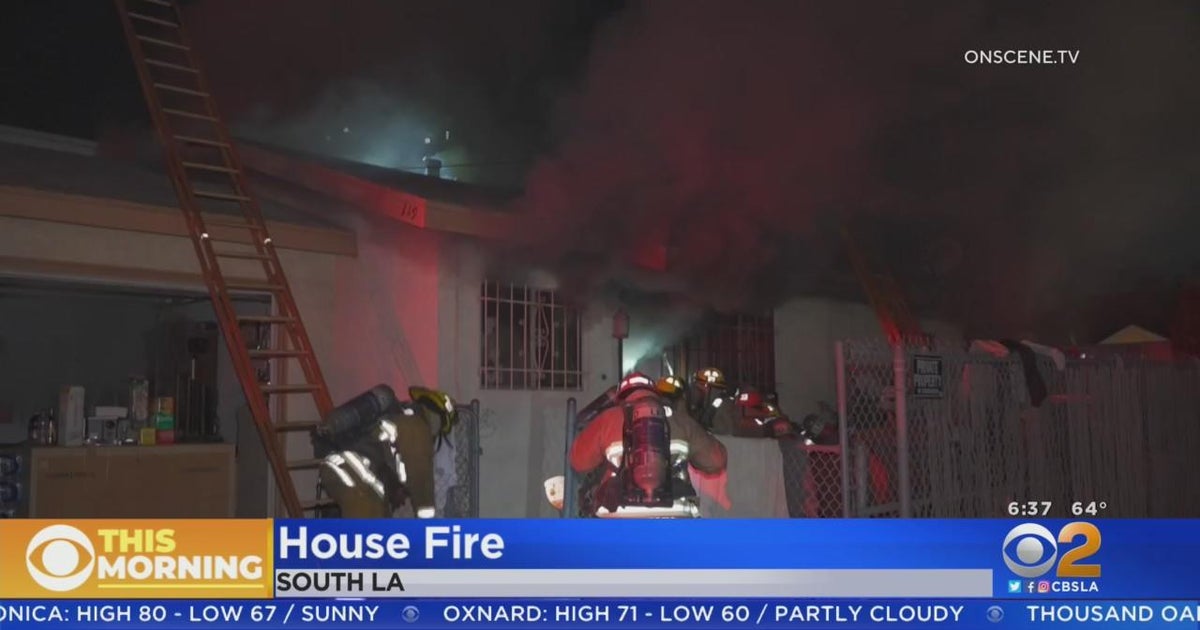 Fire rips through South LA home - CBS Los Angeles