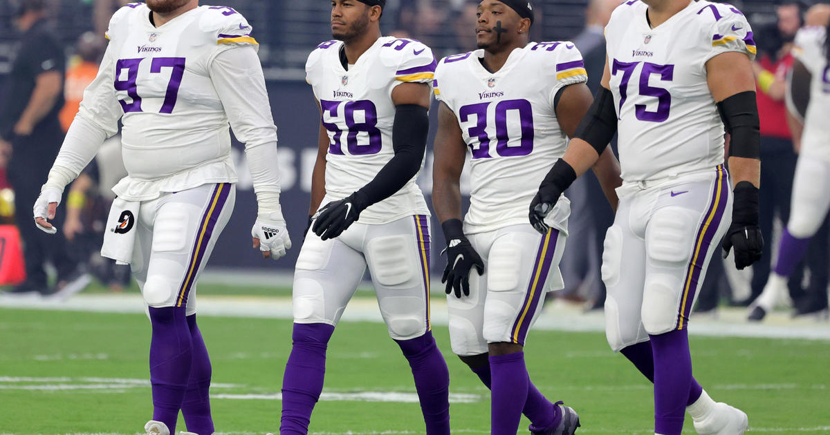 Vikings re-sign Griffen, DePaola to 53-man roster North News - Bally Sports