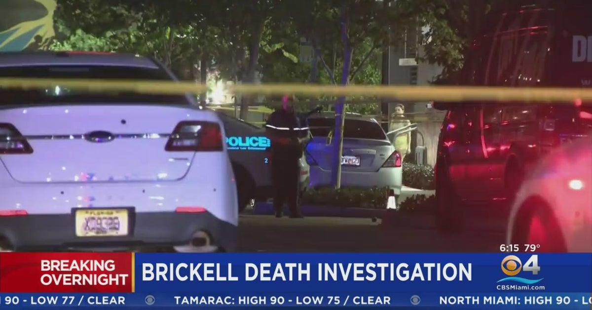 Man, woman found shot dead in Brickell - CBS Miami
