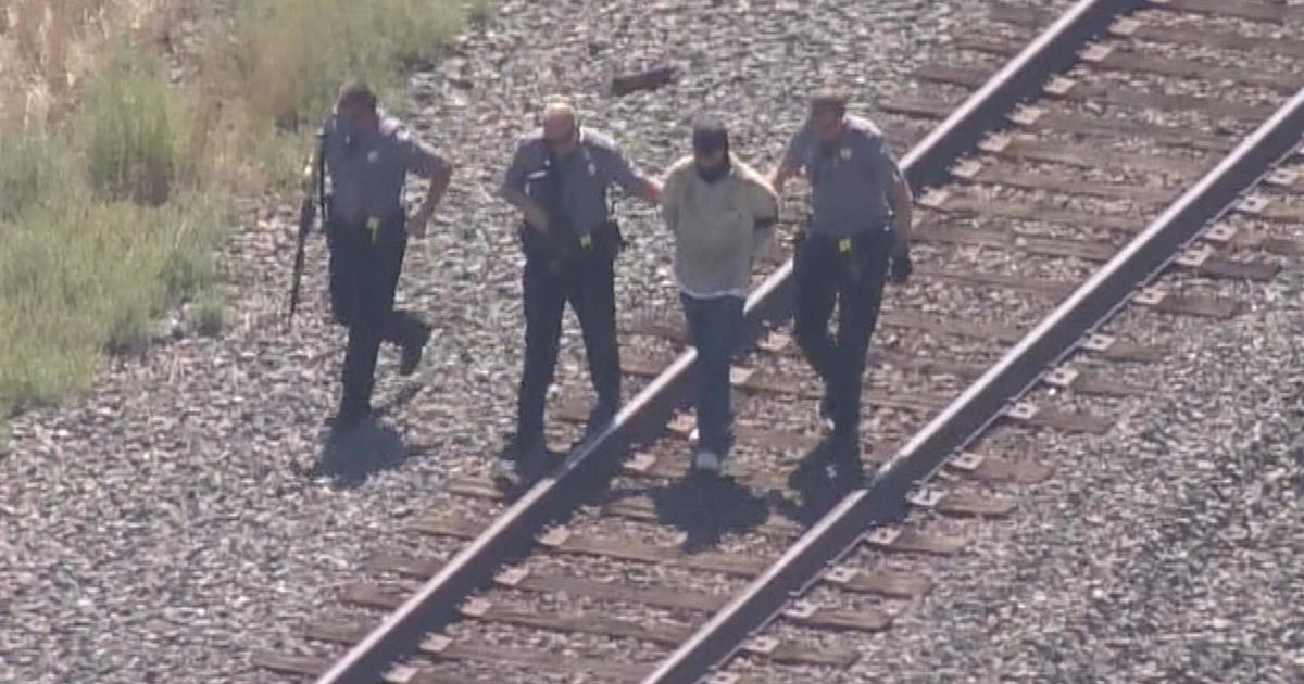 Standoff next to railroad tracks in Weld County ends, police pull ...