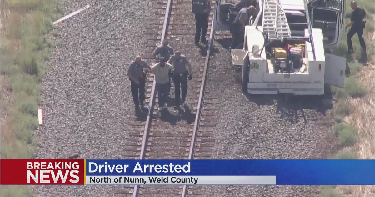Standoff Next To Railroad Tracks In Weld County Ends Police Pull Driver Out Of Truck Cbs Colorado
