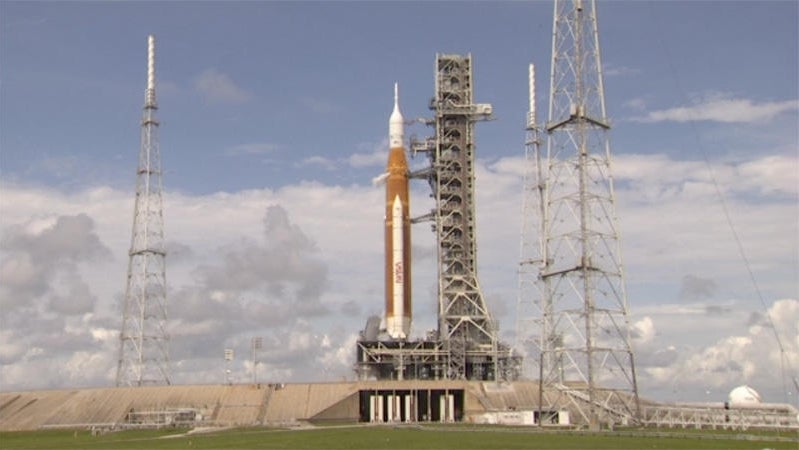 Hydrogen Leak Forces Multi Week Delay For Artemis Moon Rocket Cbs News