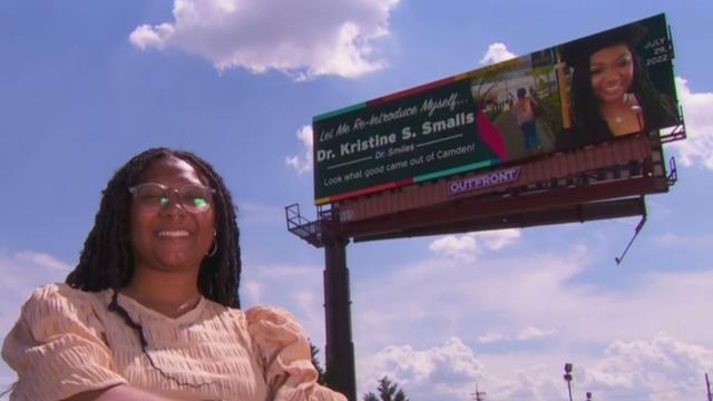 cbsn-fusion-mom-celebrates-daughters-graduation-with-billboard-thumbnail-1260774-640x360.jpg 