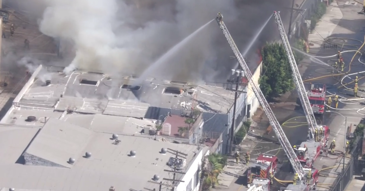Firefighters knock down blaze at commercial building in Boyle Heights ...
