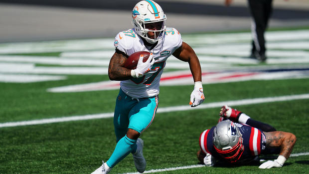 Miami Dolphins v New England Patriots 