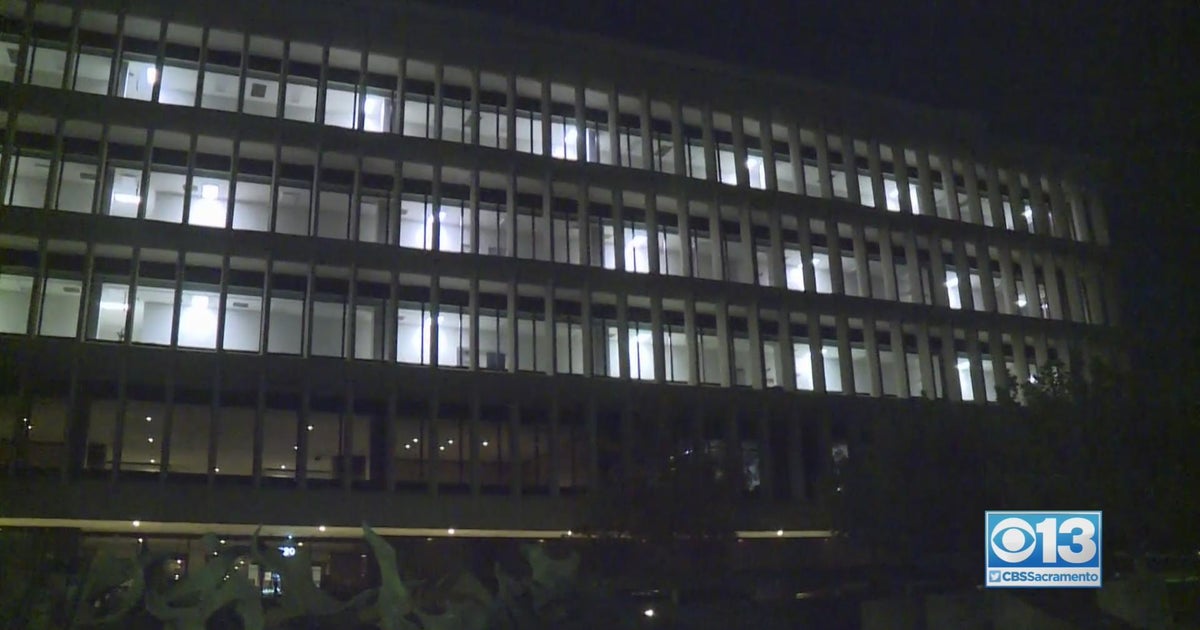 Why are the lights being left on at government buildings in Sacramento during non-business hours?