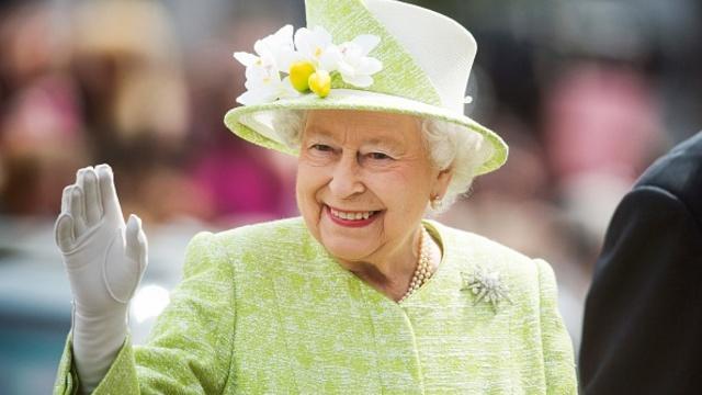 cbsn-fusion-reflecting-on-the-life-and-legacy-of-queen-elizabeth-ii-thumbnail-1272619-640x360.jpg 