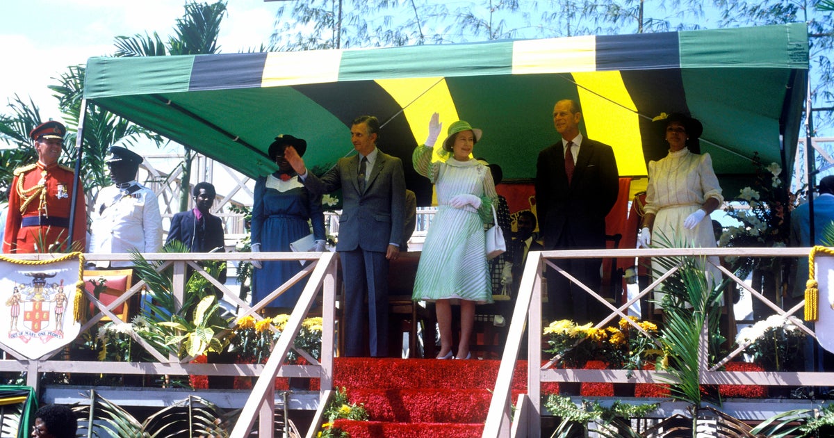 New Yorkers from Jamaica, Ireland reflect on what Queen Elizabeth II's ...