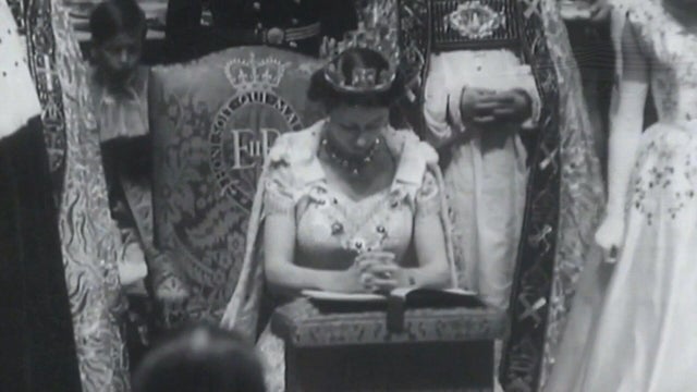 queen-elizabeth-passes-10-pkg-transfer-frame-725.jpg 