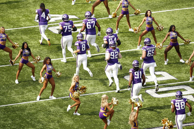 Dalvin Cook of the Minnesota Vikings celebrates after scoring a News  Photo - Getty Images