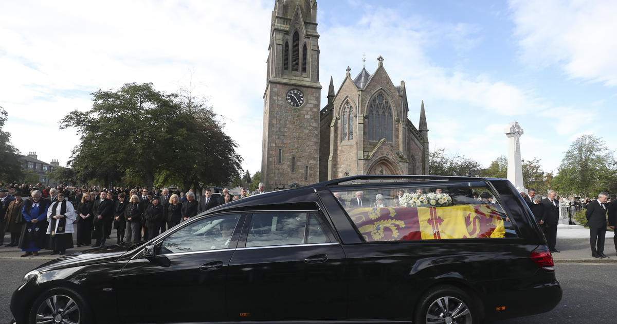 Queen Elizabeth II's coffin makes journey from Scotland to London