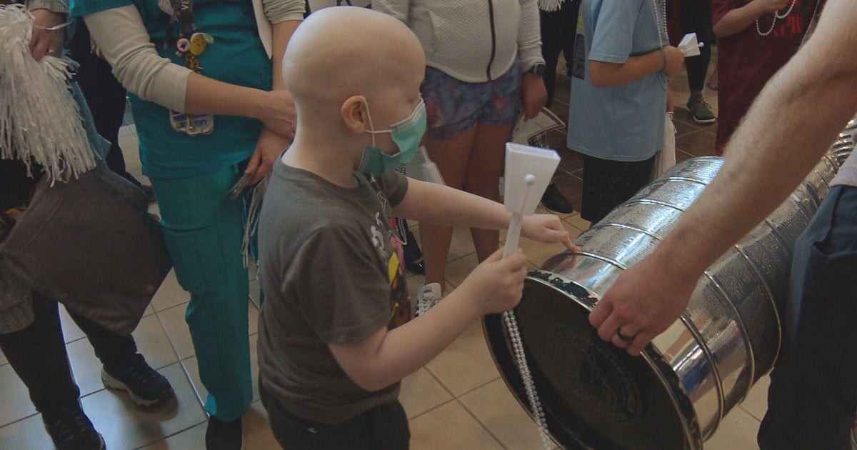 Stanley Cup visits Rocky Mountain Hospital for Children - CBS Colorado