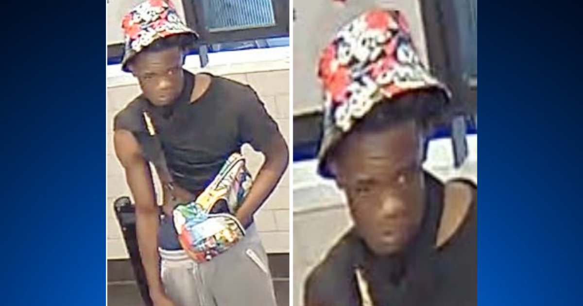 Police looking for man accused of stealing gun on MTA bus at Lexington ...
