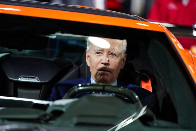 APTOPIX Biden Detroit Auto Show 