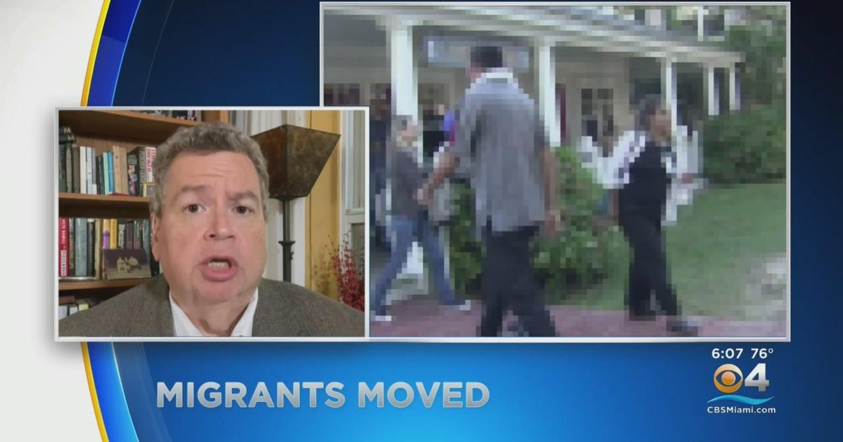 Jim DeFede talks about Governor DeSantis's migrant transport - CBS Miami