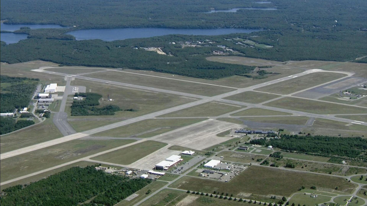 Migrants Left On Martha S Vineyard Arrive At Joint Base Cape Cod   Cape1 