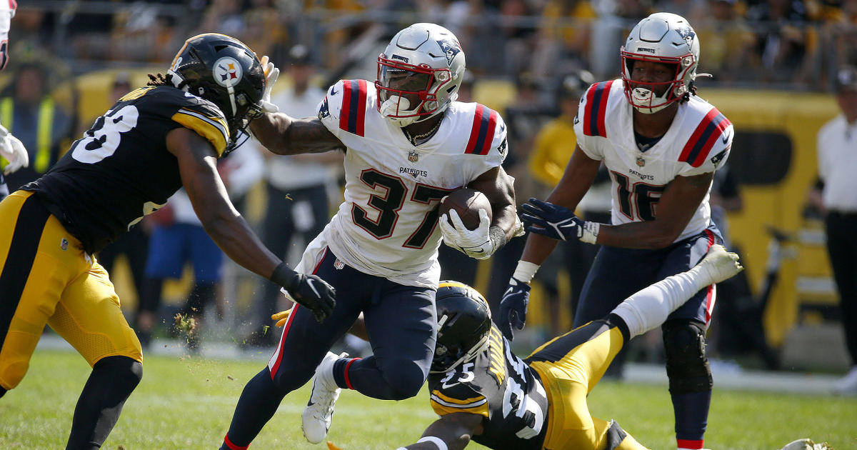 Mac Jones, Patriots top Steelers, 17-14