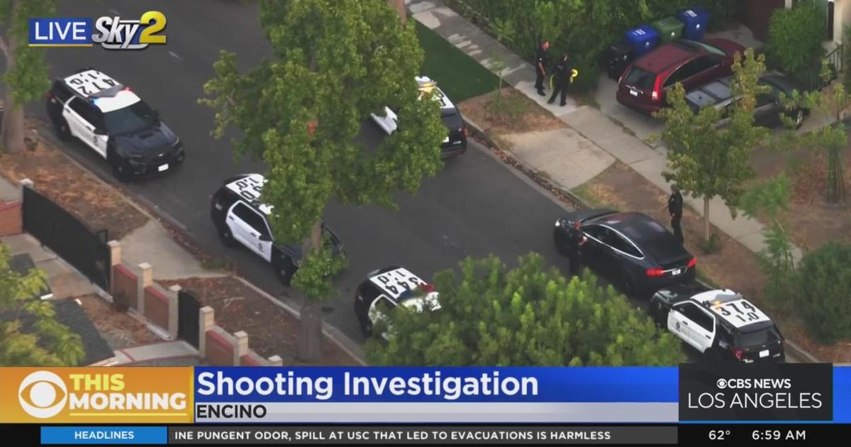 Police investigate shooting in Encino neighborhood - CBS Los Angeles