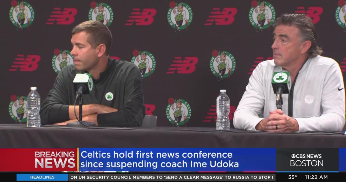 Boston Celtics head coach asked about meeting royal family, his response  stunned the room into silence
