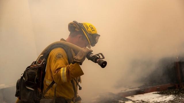 cbsn-fusion-new-study-warns-wildfire-smoke-is-reversing-gains-made-by-clean-air-act-thumbnail-1313248-640x360.jpg 