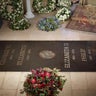 elizabeth-ii-resting-place-copy.jpg 