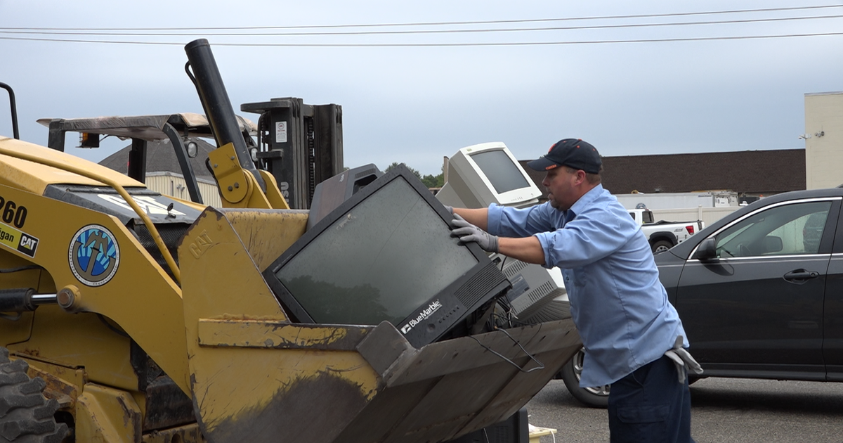 City of Westland hosts electronics recycling drop off event CBS Detroit