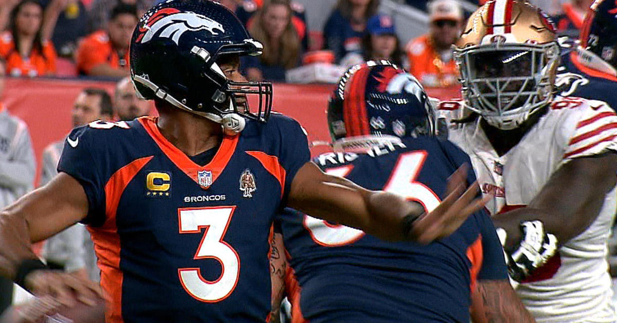 Denver Broncos: Russell Wilson, Nathaniel Hackett are 'really tight'