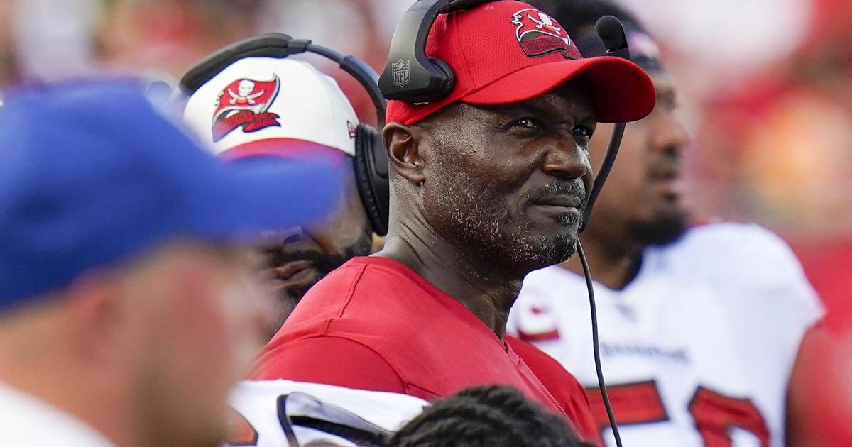 Hurricane Ian's impact on football: Tampa Bay Buccaneers move practice to  Miami; USF moves game