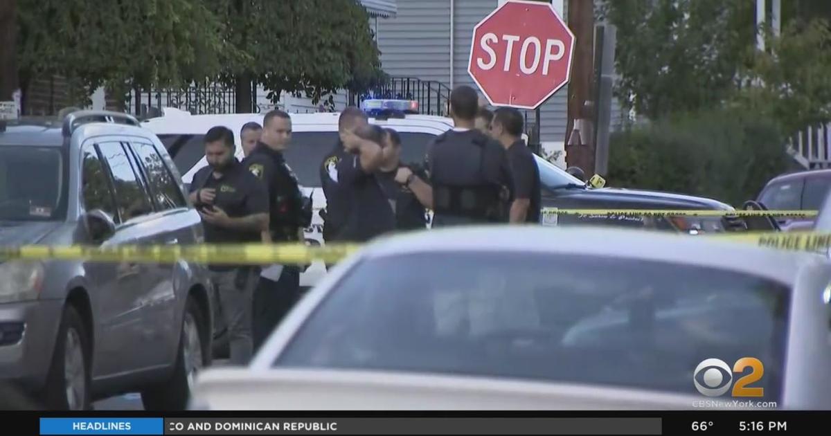 Police investigating shooting in West Orange, New Jersey - CBS New York