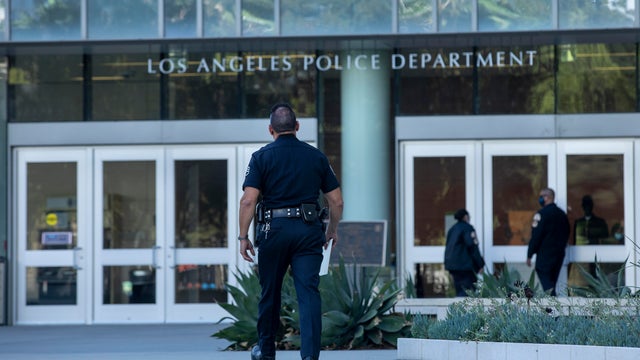 Los Angeles will require its city workers to be vaccinated against COVID-19 