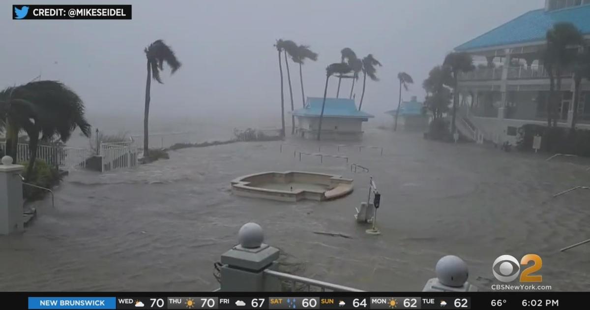 Hurricane Ian Makes Landfall In Florida Cbs New York 0397