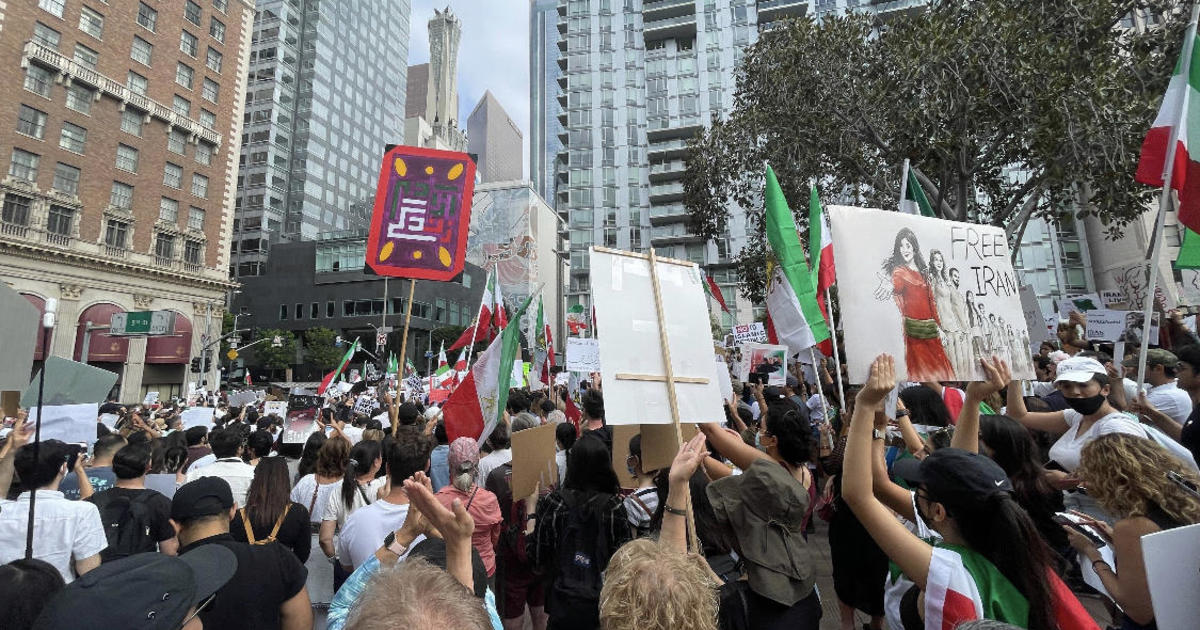 Thousands gather for Freedom Rally for Iran in downtown Los Angeles