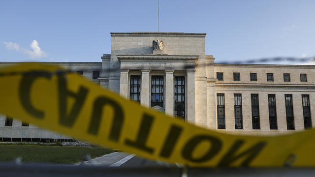 Federal Reserve Set Raise Rates Again To Combat Continued Inflation 