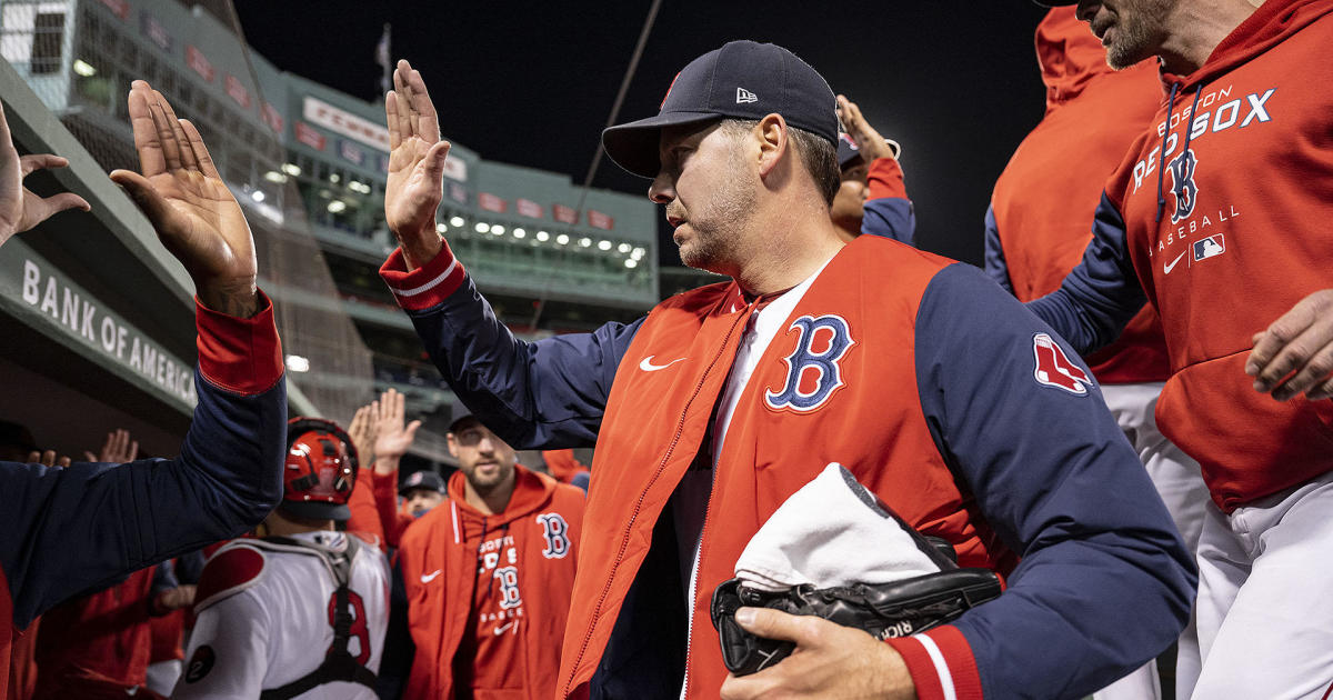 An emotional Rich Hill says he wants to return to Red Sox for another season CBS Boston