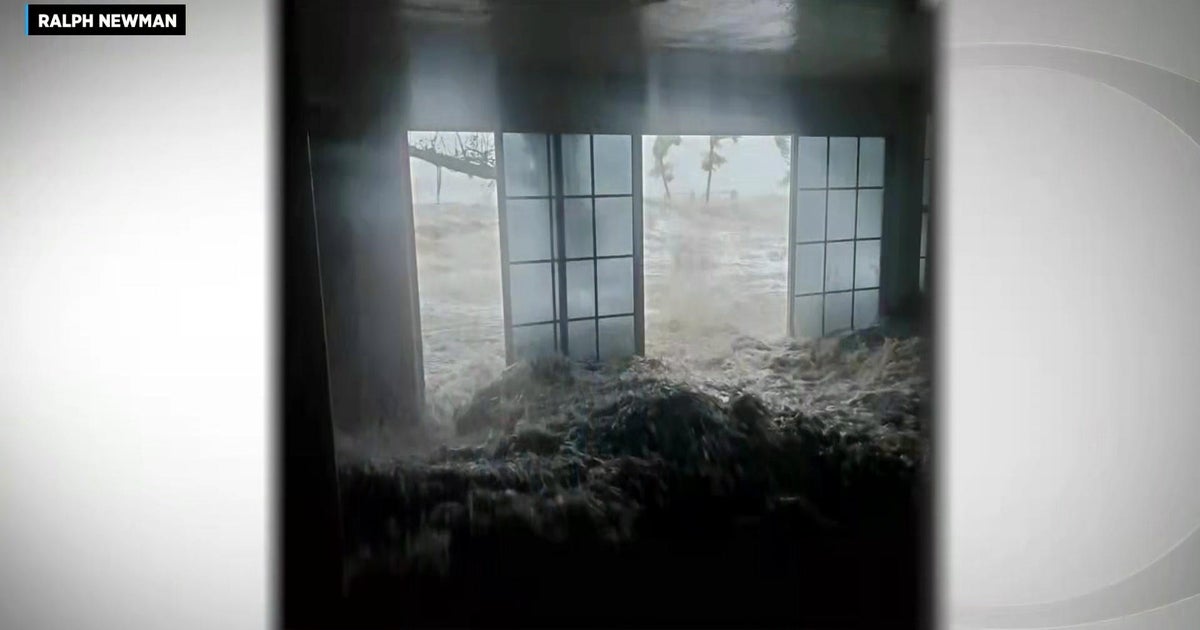 “There were waves coming into the property,” Fort Myers relatives shares survival tale