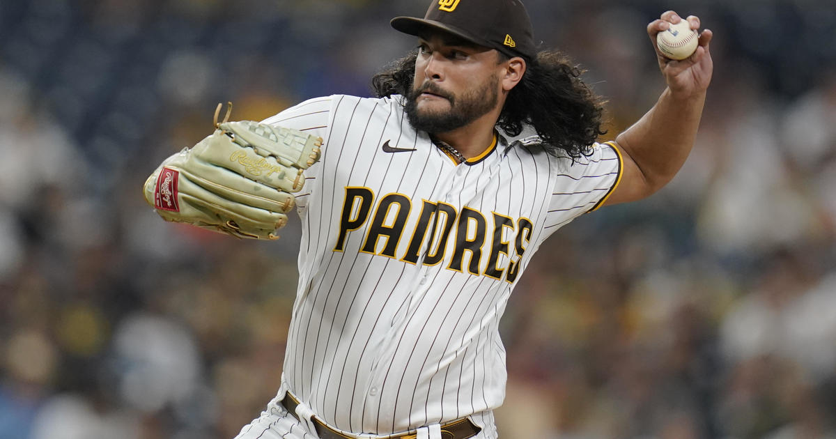 Athletics trade pitcher Sean Manaea to the Padres
