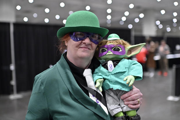 A Riddler cosplayer poses during New York Comic Con 2022 on October 06, 2022 in New York City. 