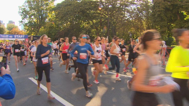xdraw-boston-10k-for-women-1-frame-870.jpg 