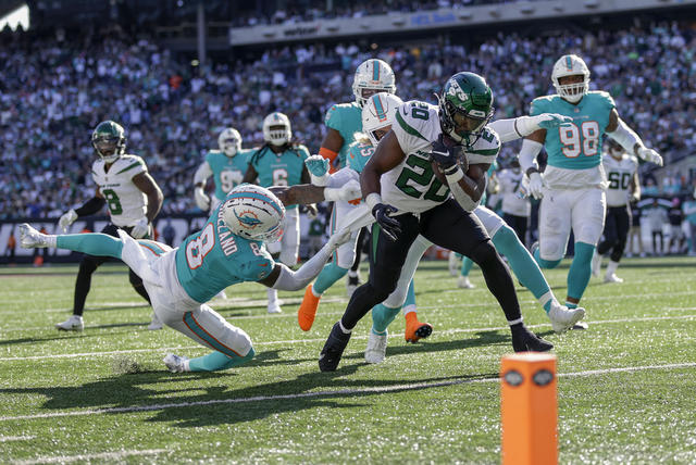 Jets run past Dolphins 40-17 and snap 12-game skid vs. AFC East - CBS Miami