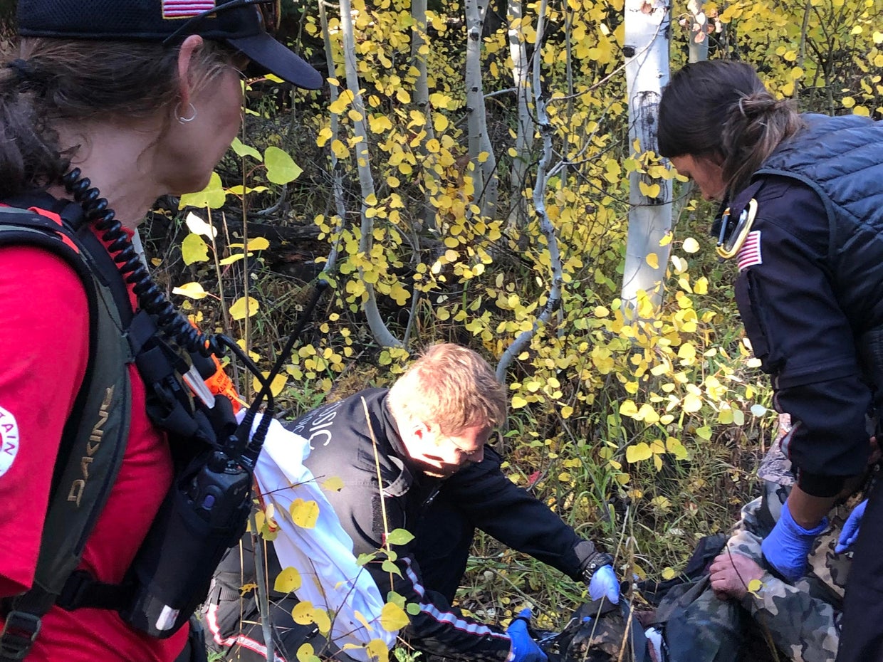 Bowhunter impaled by another hunter's lost arrow, rescued by helicopter ...