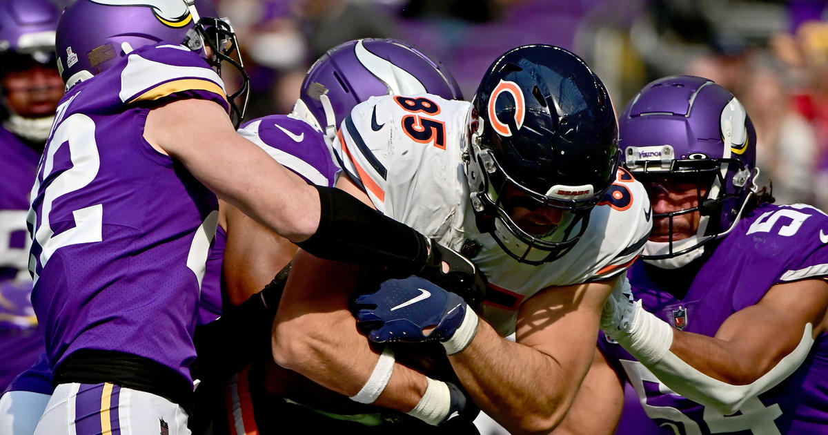 Cousins, Vikings snap to life with late TD, beat Bears 29-22 - CBS Chicago
