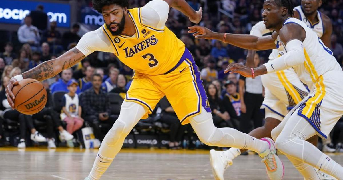 Davis, Westbrook fire Lakers, Warriors extend unbeaten NBA run