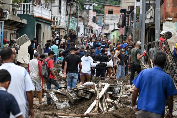 Venezuela town landslide kills 25
