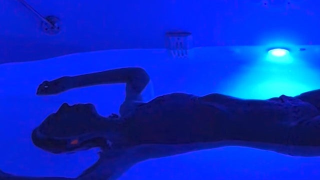 sensory-deprivation-tank.jpg 