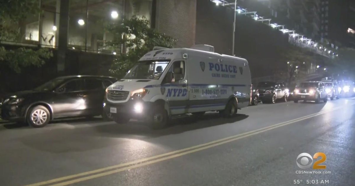17-year-old girl shot to death in Brooklyn - CBS New York