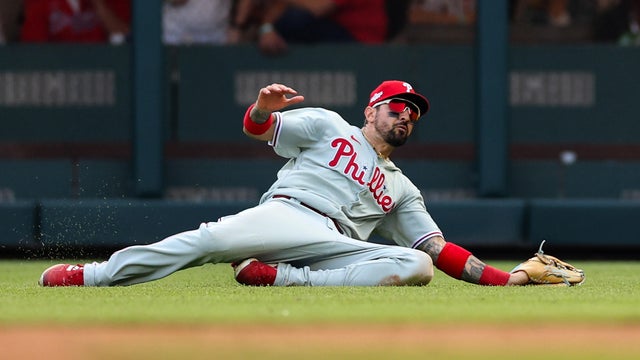 Division Series - Philadelphia Phillies v Atlanta Braves - Game One 