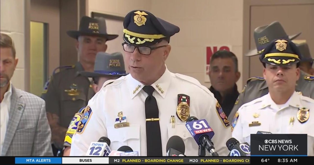 2 officers killed in Bristol, Conn.; Authorities give update - CBS New York